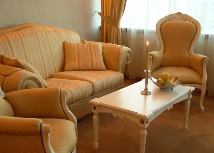 мираж Отель 4*