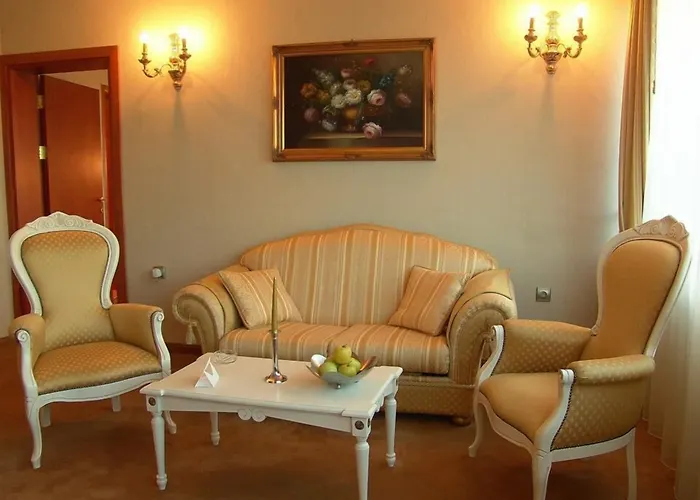 мираж Отель 4*